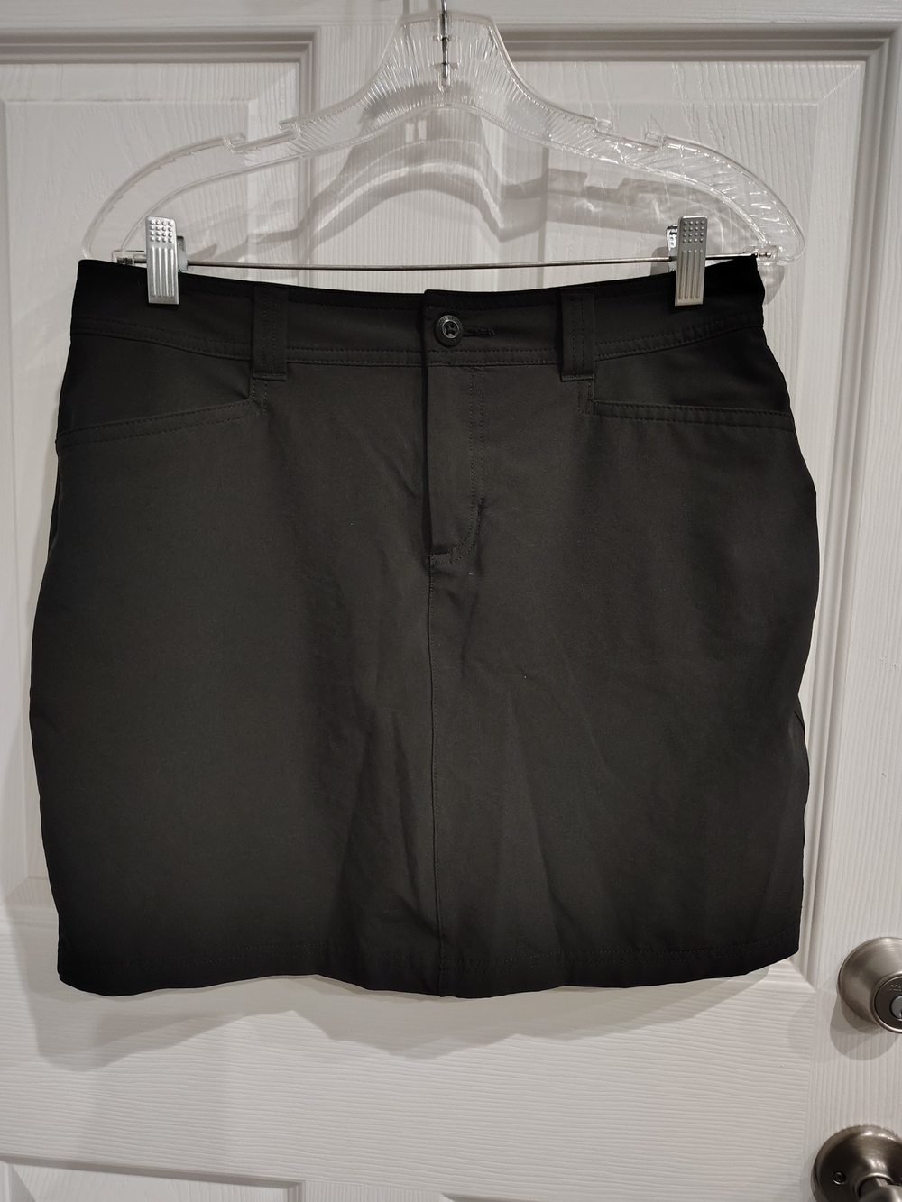 Sleek Black Stretch Mini Skirt